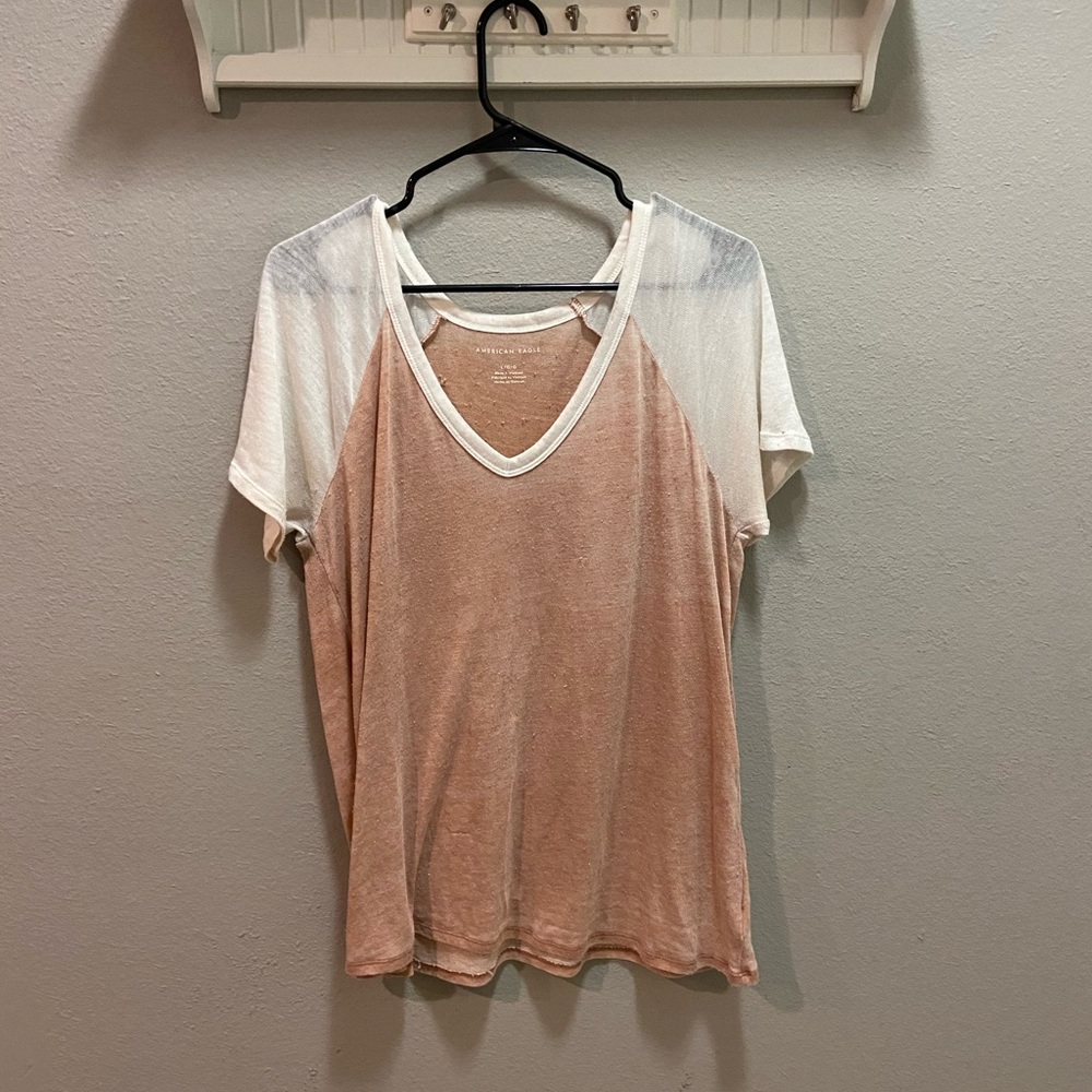 American Eagle Tan and White v-neck